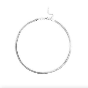 Jennifer zeuner Allie necklace in silver